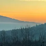 Gdzie Bedzie Ci Lepiej Wiosna W Beskidach, Szyndzielnia W Gorach Widokowe & Biznesowe & Rodzinne & Parking * Μπιέλσκο-Μπιάλα