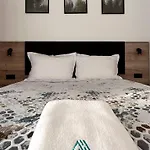 Gdzie Bedzie Ci Lepiej Wiosna W Beskidach, Szyndzielnia W Gorach Widokowe & Biznesowe & Rodzinne & Parking *