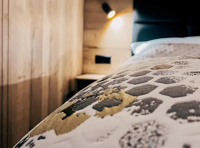 Gdzie Bedzie Ci Lepiej Wiosna W Beskidach, Szyndzielnia W Gorach Widokowe & Biznesowe & Rodzinne & Parking *