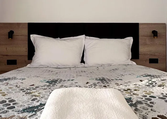 Gdzie Bedzie Ci Lepiej Wiosna W Beskidach, Szyndzielnia W Gorach Widokowe & Biznesowe & Rodzinne & Parking *