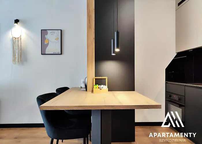 Gdzie Bedzie Ci Lepiej Wiosna W Beskidach, Szyndzielnia W Gorach Widokowe & Biznesowe & Rodzinne & Parking Bílsko-Bělá